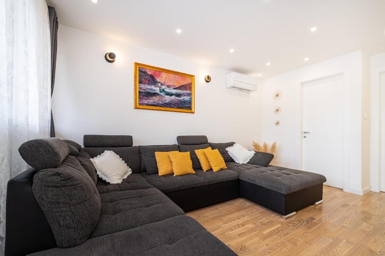M&F Luxury Apartment زادار المظهر الخارجي الصورة